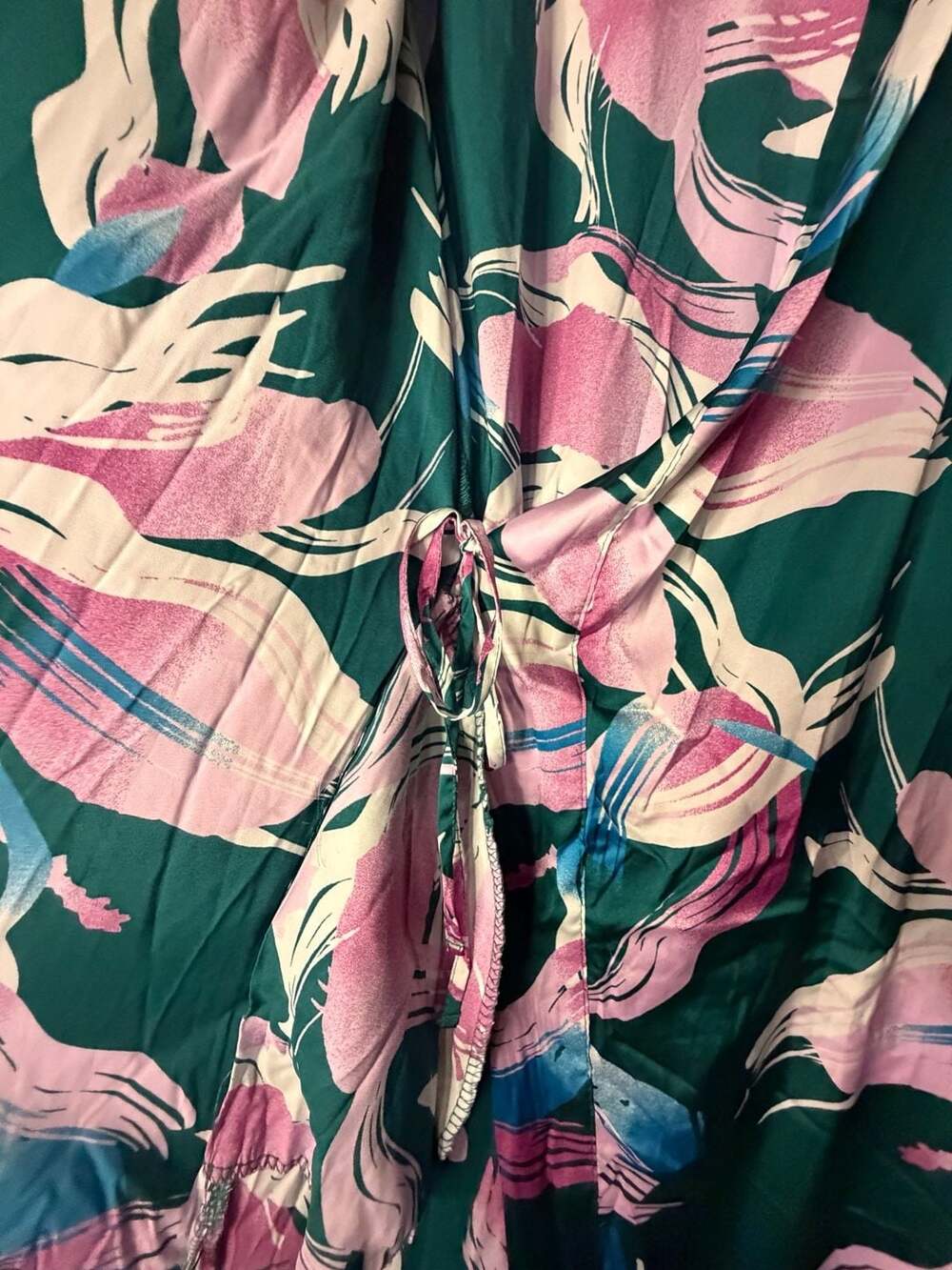 Stars Above Robe Women XS/S Green Tropical Foliage Satin Long Kimono Excellent - Picture 4 of 6